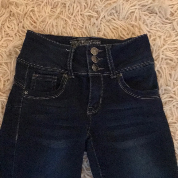 Jeans - Picture 3 of 3